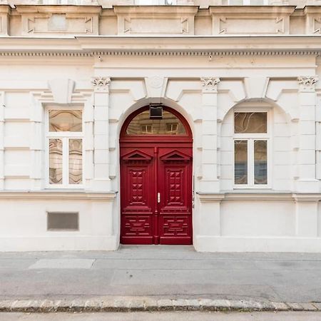 ⍟Luxurious And Spacious⍟ 5 Min Walk To City Center Bécs Kültér fotó