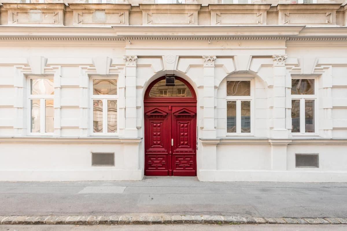 ⍟Luxurious And Spacious⍟ 5 Min Walk To City Center Bécs Kültér fotó